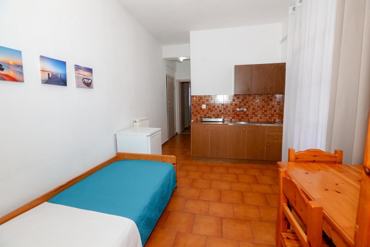 Athina Apartments Като-Коракиана Экстерьер фото